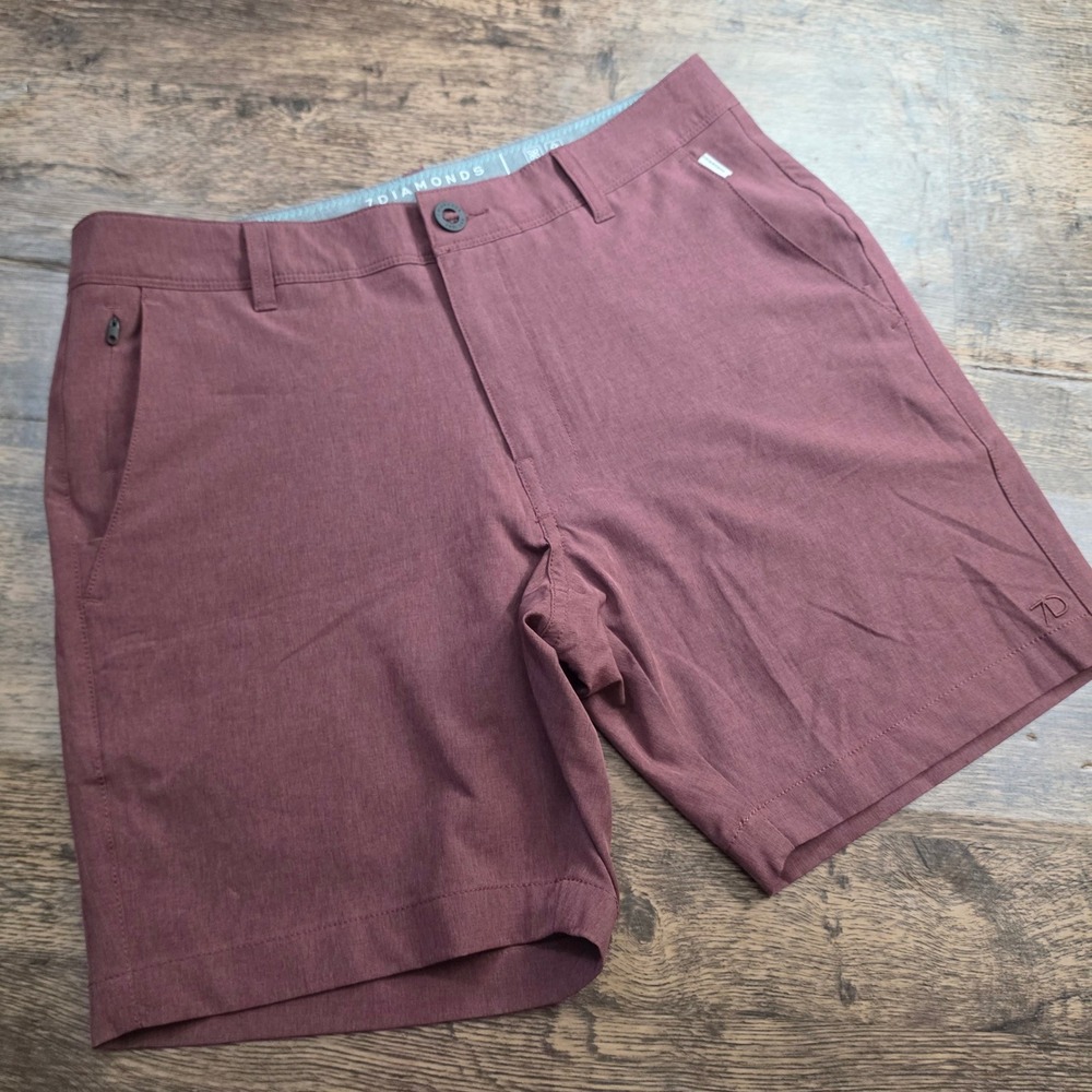 7DIAMONDS Aeroplane Performance Shorts Mens 30 Burgundy 7" Inseam STS7-1167